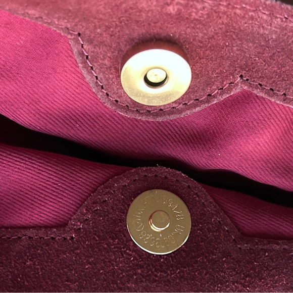 Haute Hippie Fringe Suede Bucket Bag Burgundy / Wine Boho Slouchy design ⭐️NWT⭐️ - Picture 13 of 15